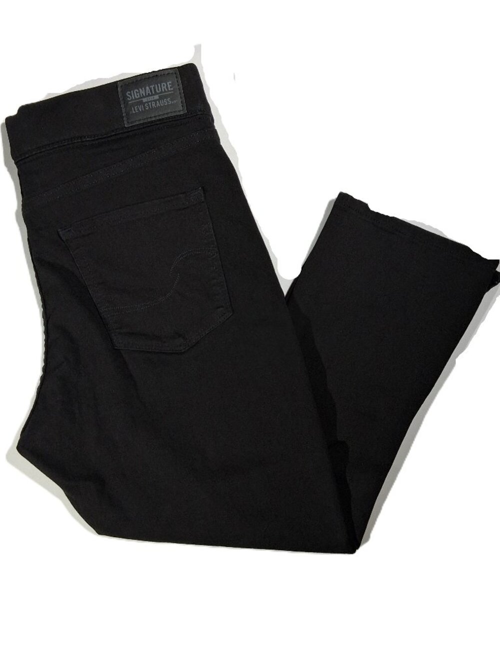 Signature Levi Strauss & Co Totally Shaping Pull-On Capri size 12 Black EUC